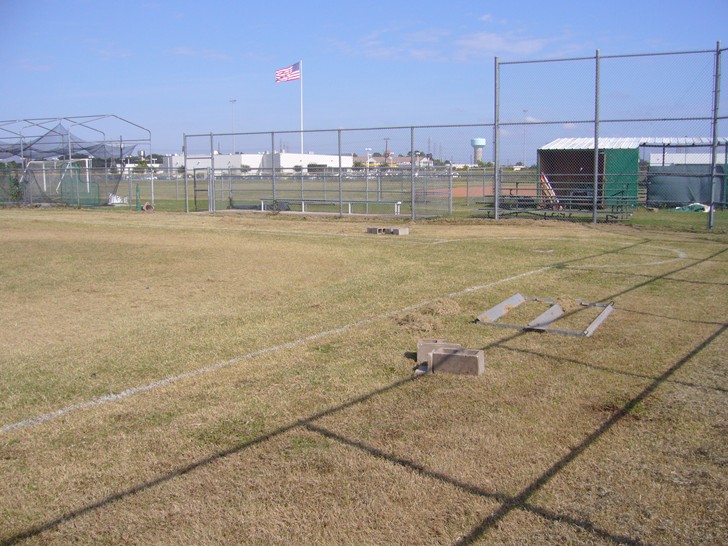 lsasoftballfield1.jpg